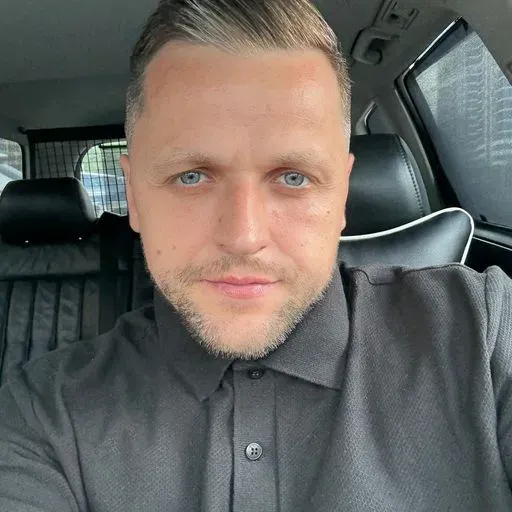 User Александр   avatar