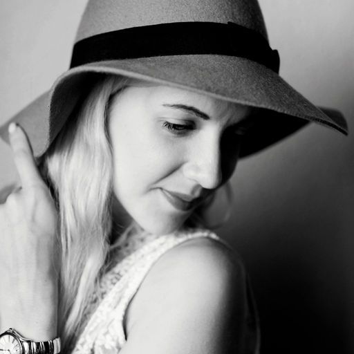 User Елена Богданович avatar