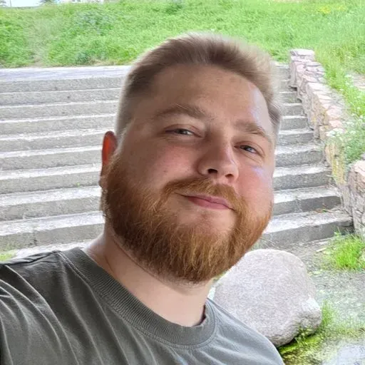 User Вячеслав  avatar