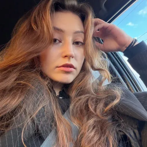 User Екатерина  Вознюк avatar
