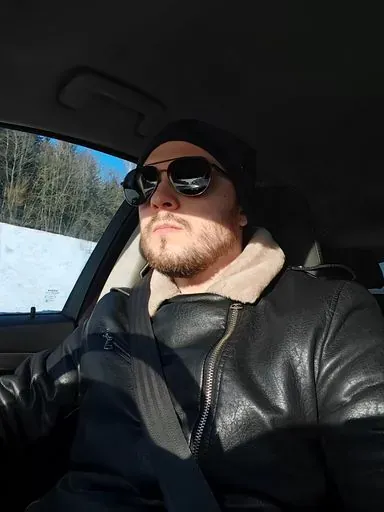 User Алексей Святохо avatar