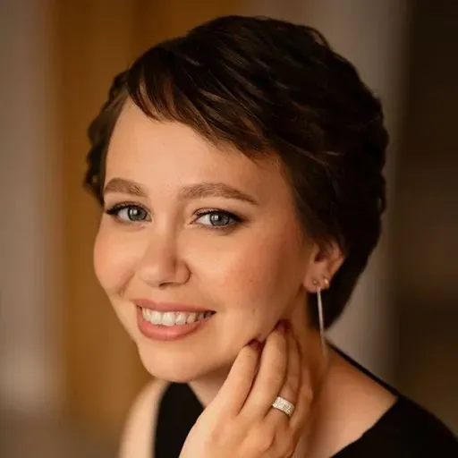 User Нина  avatar