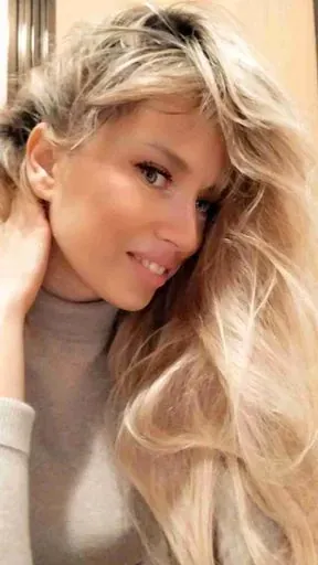 User Elena S. avatar