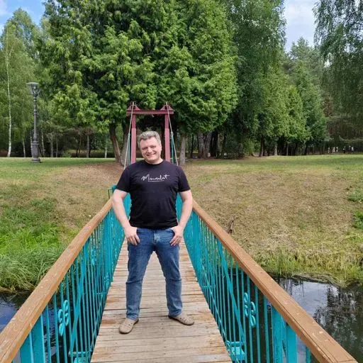 User Андрей  avatar