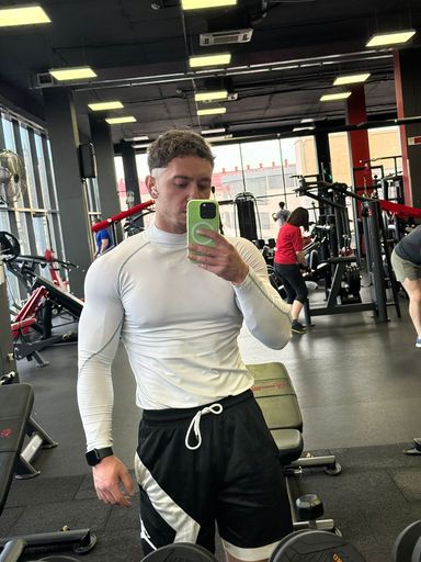 Gym bro meeting main image