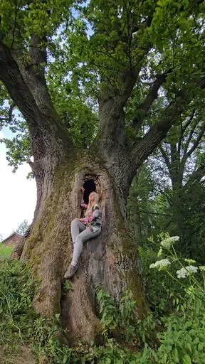 User Людмила  avatar