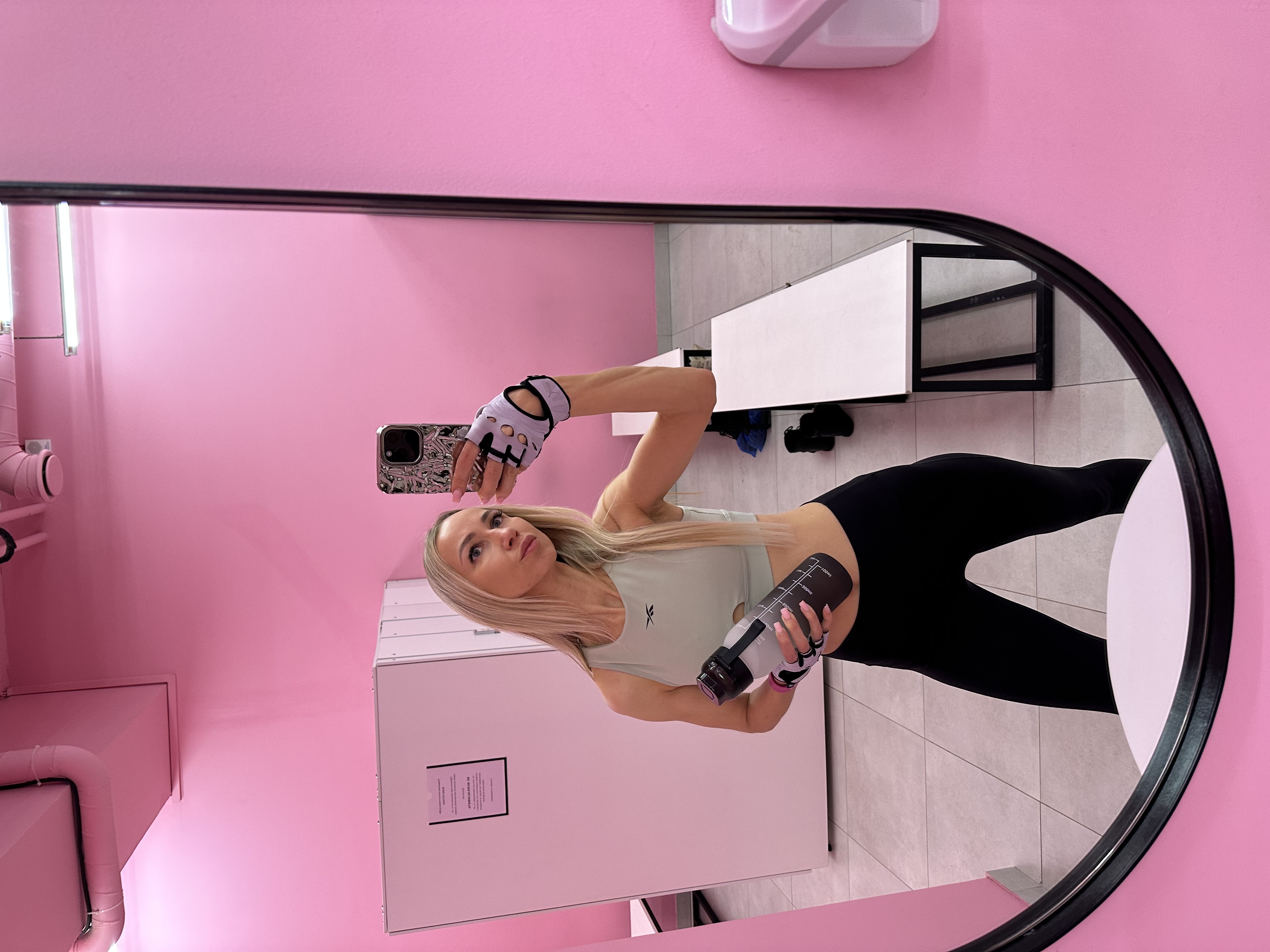 User Виктория  avatar