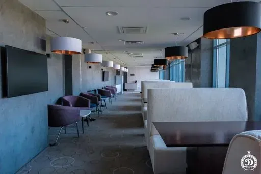 Общение с яркими людьми  meeting main image