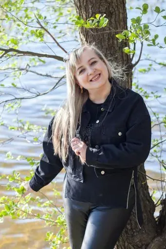 User Анна   avatar