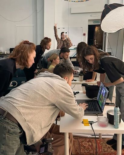 Форум группа  meeting main image