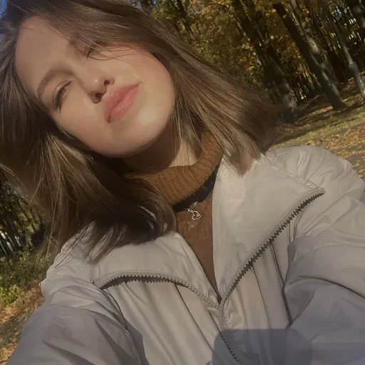 User Алеся Лусикова avatar