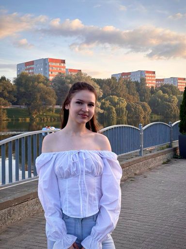 User Виктория Сатина avatar
