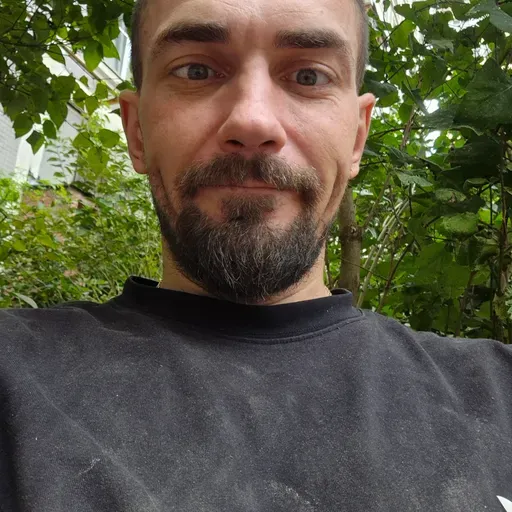 User Евгений  Анискович  avatar