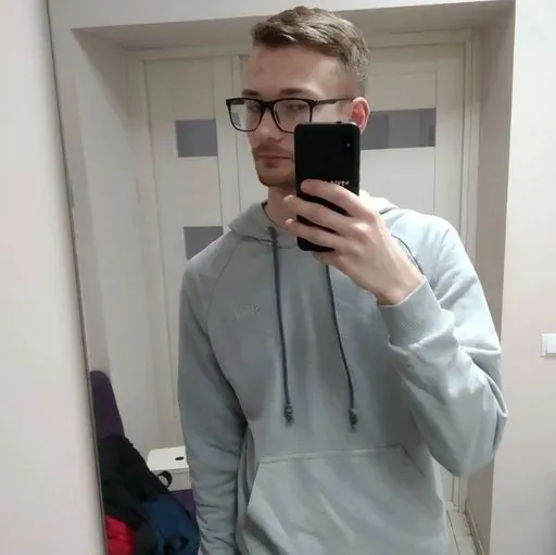 User Илья  Хотулёв  avatar