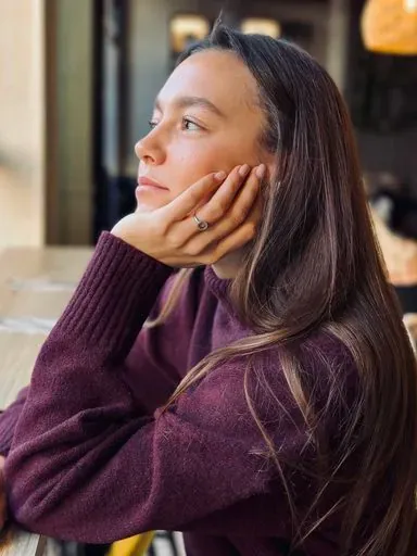 User Elizaveta Malkhasian avatar