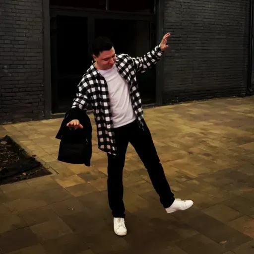 User Вова Кравцов avatar