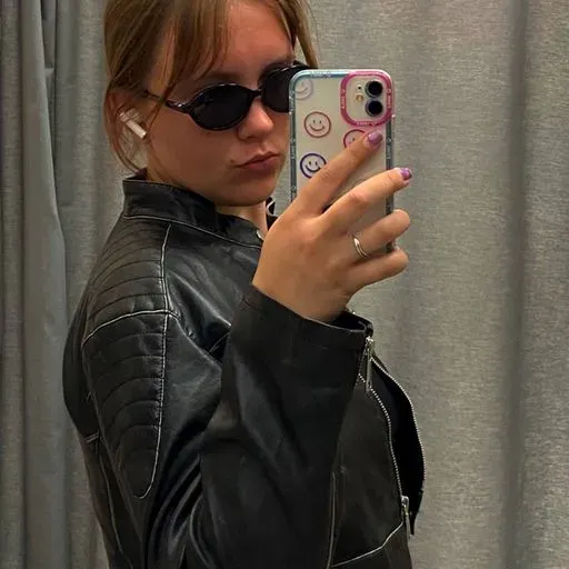 User Лина Реутская avatar