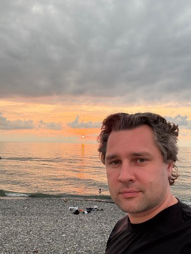 User Виктор  Волчек avatar