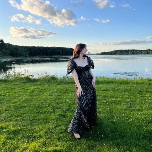 User Ирина   avatar