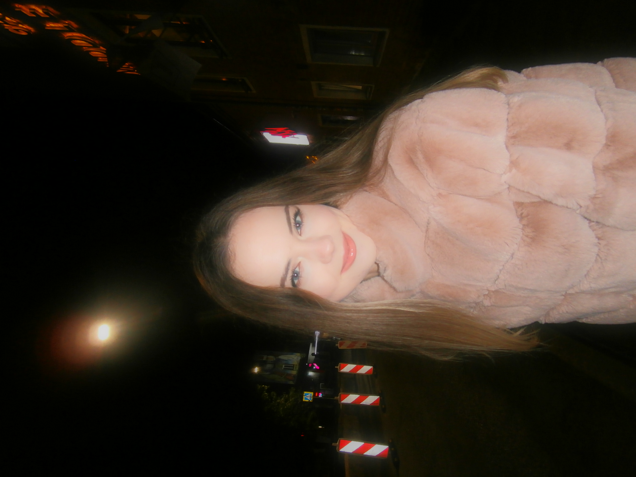 User Юлия  avatar