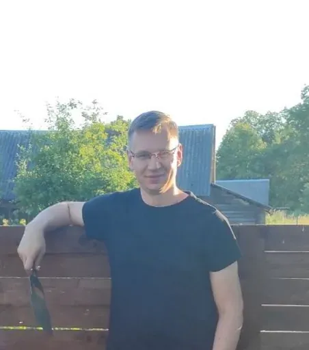 User Сергей  avatar