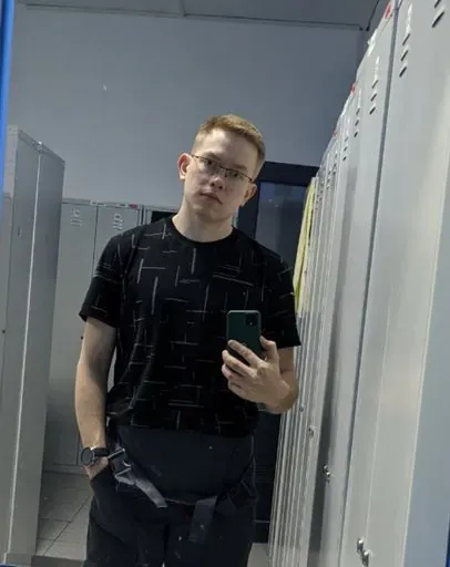 User Михаил   avatar