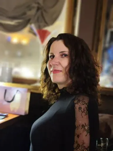 User Инна С avatar