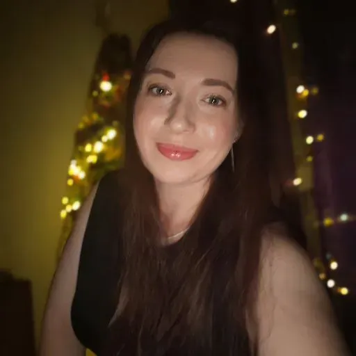 User Ирина  Попеня  avatar