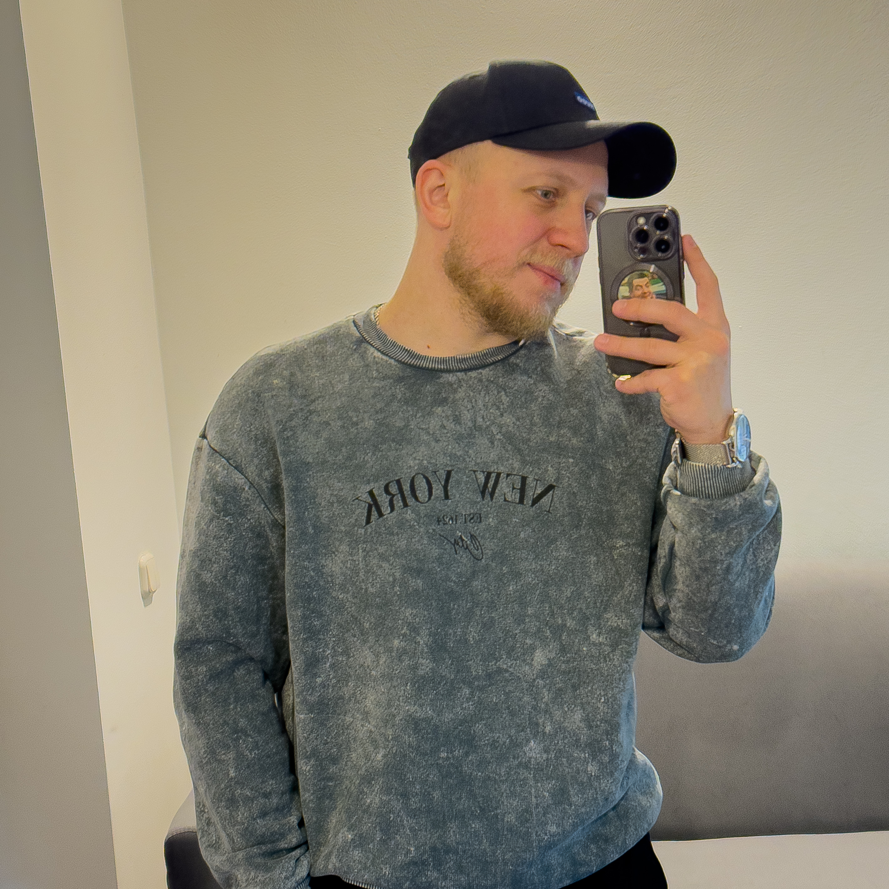 User Макс  avatar