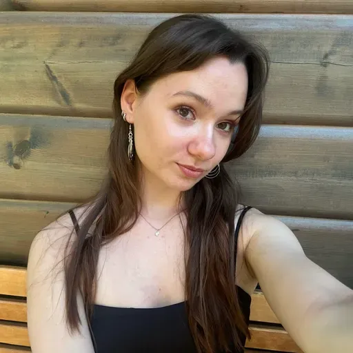 User Алиса Скуратович avatar