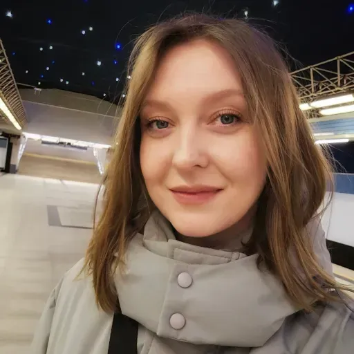 User Марина  avatar