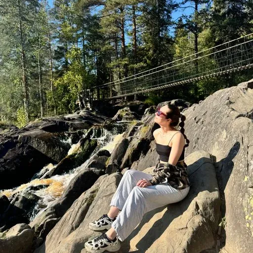 User Оксана Шишла avatar