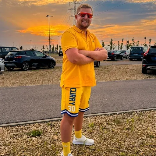 User Ilya  K avatar