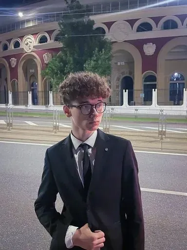 User Александр  Веретило  avatar