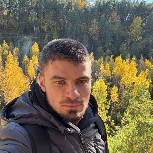 User Artiom Vorobiy avatar
