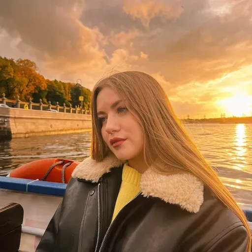 User Эвелина  avatar