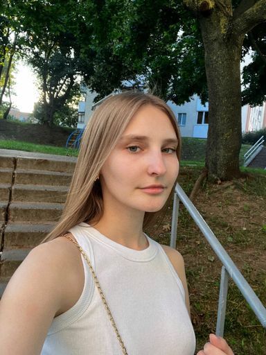 User Анастасия  avatar