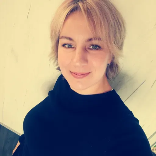 User Екатерина  avatar
