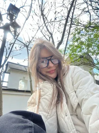 User Тина Ларионова avatar