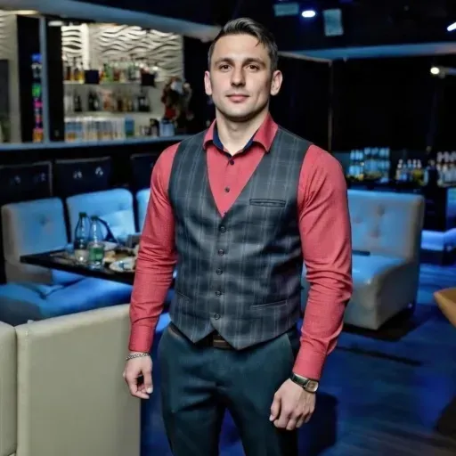 User Саша Хатьков  avatar