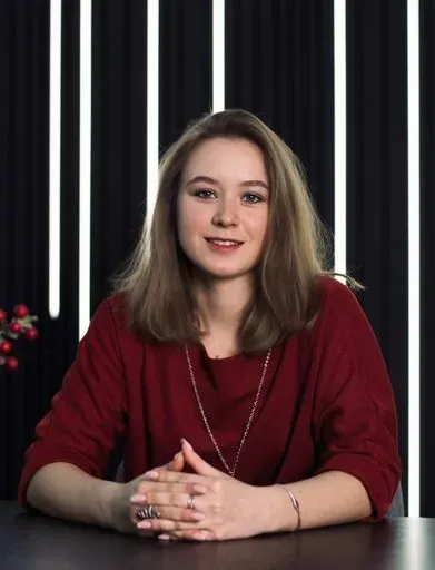 User Анастасия Усова avatar