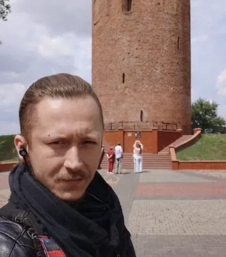 User Дмитрий  avatar
