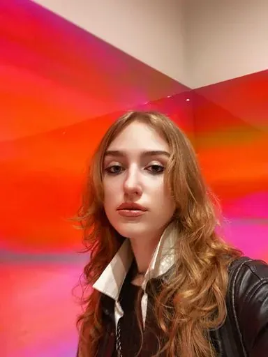 User Iryna Ozerova avatar