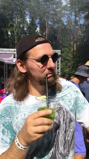 User Уладзіслаў Вейсаў avatar