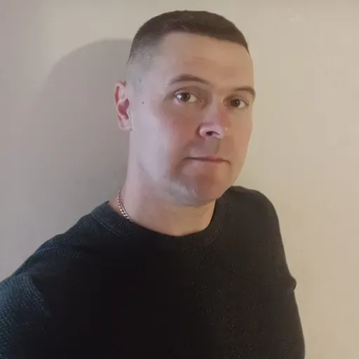 User Леонид   avatar