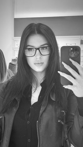 User Виолетта   avatar