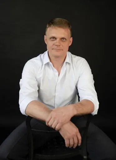 User Сергей   avatar