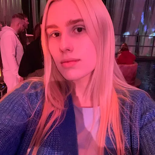 User Лиза  avatar