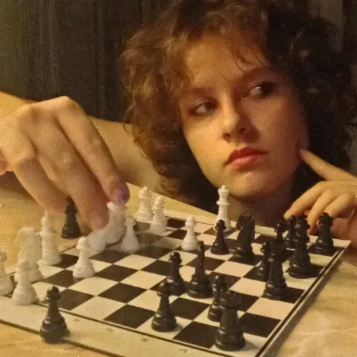 User Ирина  avatar