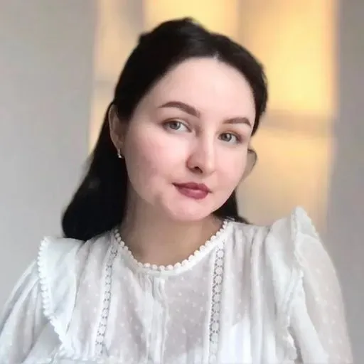 User Карина  avatar